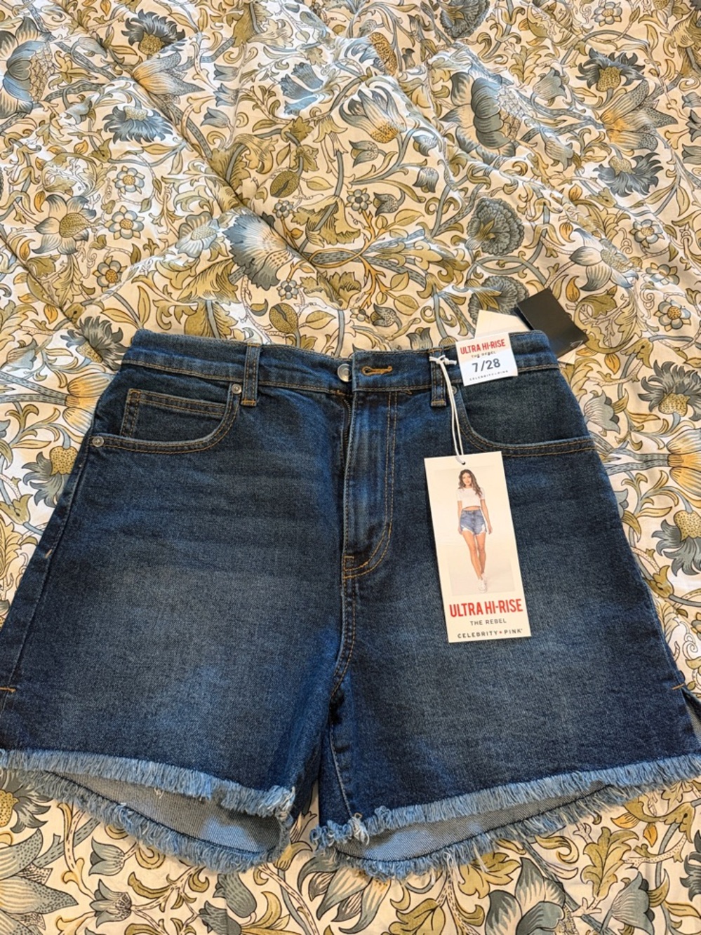 Celebrity Pink Ultra High-Rise Dark Wash Denim Shorts - Women's